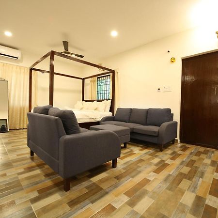 Brown Town Resort & Spa Hyderabad Exterior foto