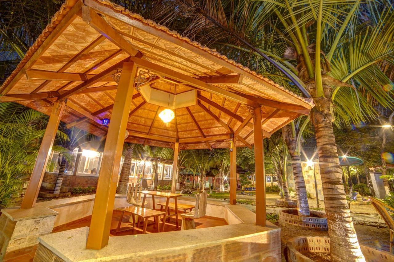 Brown Town Resort & Spa Hyderabad Exterior foto