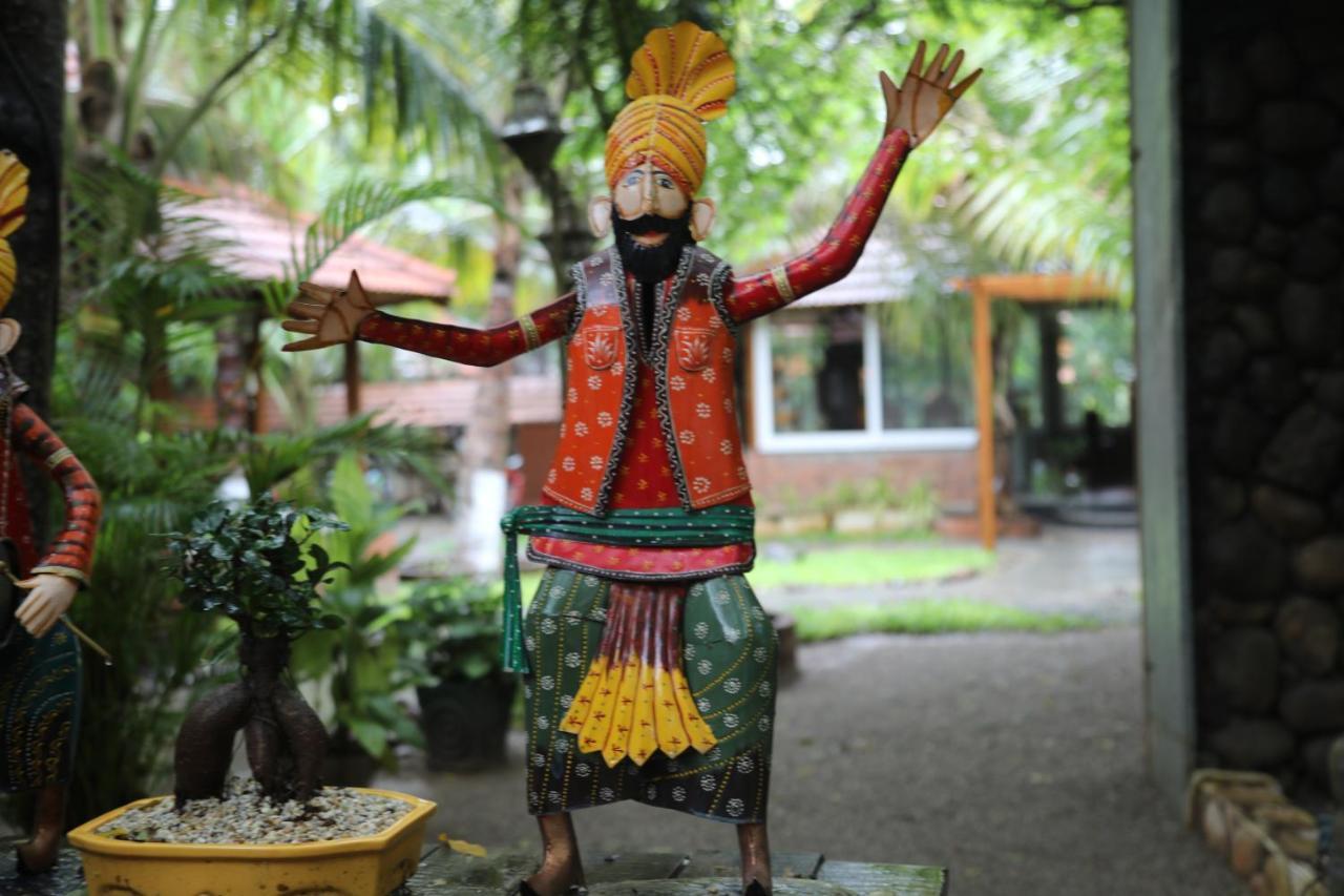 Brown Town Resort & Spa Hyderabad Exterior foto