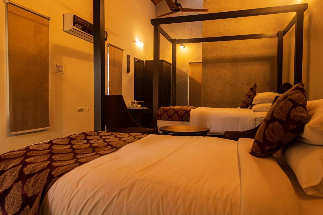 Brown Town Resort & Spa Hyderabad Exterior foto